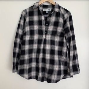 Old Navy Maternity Plaid Shirt